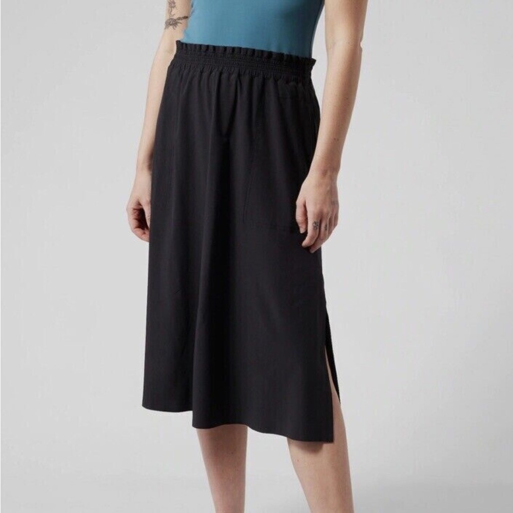 Athleta Savannah Skirt in black